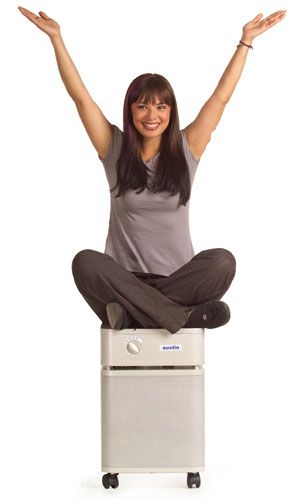 youtubeAustin-girl-sitting-on-unit